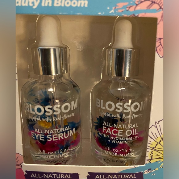 Blossom all natural eye serum and face oil. “Power couple” New in box. - Picture 2 of 3